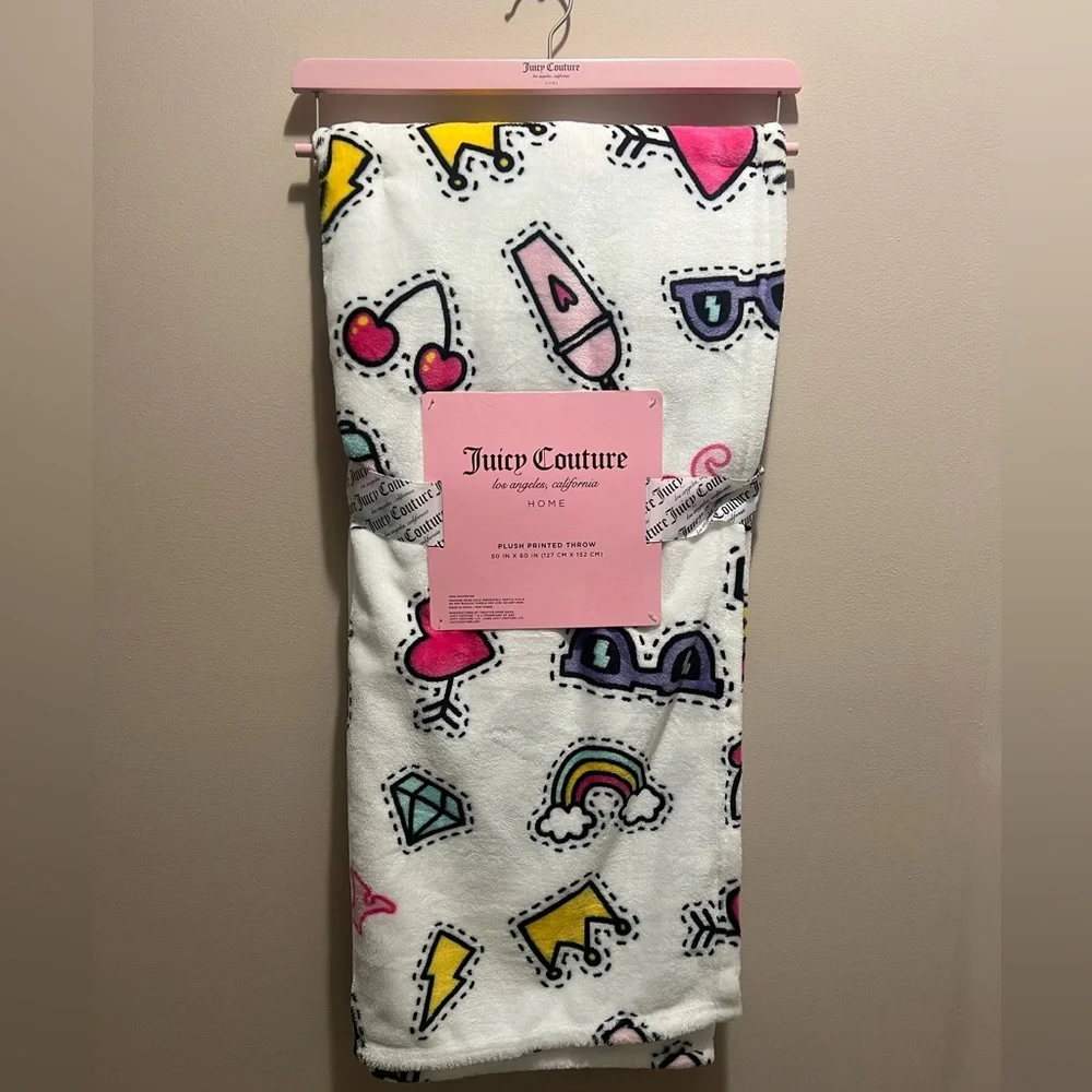 Juicy couture throw blanket